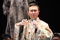 「両面睨み節」～相四つで水入り～