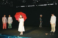 赤いアンブレラ