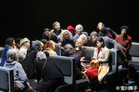 薄い桃色のかたまり