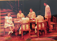 食卓の木の下で 〜あの日、あの時、みんな笑った〜