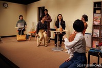 だいたいみんな躍ってる